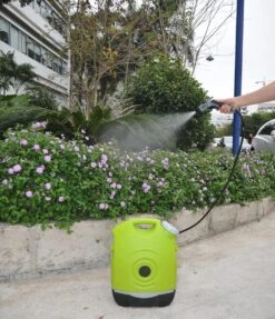 GD73 Aqua2go Lithium Drukreiniger Zonder Vaste Stroom- En Wateraansluiting, Voor Al Uw Outdoor-activiteiten -Tuin- En Buitenwinkels 1033x1200