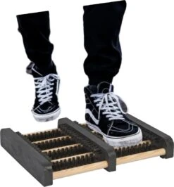 SchoneSchoen Voetveger - Voetenveger - Laarzenborstel - Borstelmat - Schoenenborstel - Laarzenrek 11 SchoneSchoen Voetveger - Voetenveger - Laarzenborstel - Borstelmat - Schoenenborstel - Laarzenrek -Tuin- En Buitenwinkels 1115x1200 5