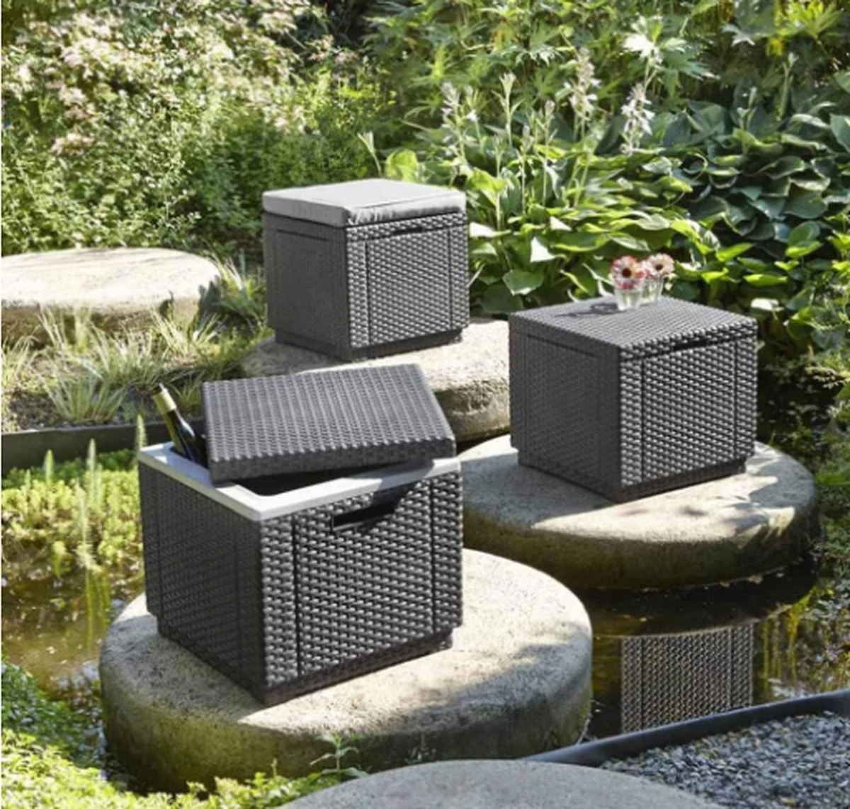 Allibert Opbergpoef Met Deksel - Opbergbox - Bijzettafel Buiten - Tafel - Tuintafel - Opberger 4 Allibert Opbergpoef Met Deksel - Opbergbox - Bijzettafel Buiten - Tafel - Tuintafel - Opberger - Afbeelding 2