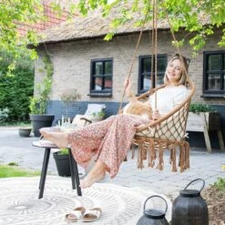 Vita5 Macramé Hangstoel - Voor Binnen En Buiten - Zonder Standaard - Incl. Kussen, Boekenvak En Beschermhoes - Tot 150kg - Bruin/Beige -Tuin- En Buitenwinkels 1200x1200 138