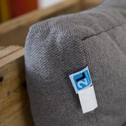 2L Home & Garden Rugkussen Metro Grijs - 60 X 40cm -Tuin- En Buitenwinkels 1200x1200 647