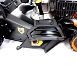 FUXTEC Grasmaaier Benzine - 46cm - Zelfrijdend / Zelftrekkend / Achterwielaandrijving - Mulchfunctie - Opvangbak 50L - FX-RM4646 24 FUXTEC Grasmaaier Benzine - 46cm - Zelfrijdend / Zelftrekkend / Achterwielaandrijving - Mulchfunctie - Opvangbak 50L - FX-RM4646 -Tuin- En Buitenwinkels 1200x1200 852