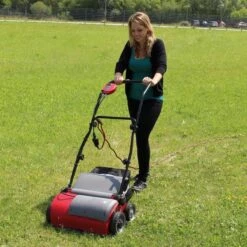 Einhell Verticuteerder En Beluchter RG-SA 1433 (1400 W - 33 Cm Werkbreedte - 3-voudige Hoogteverstelling - 28 L - Aanbevolen Voor Oppervlaktes Tot 400 M²) 33 Einhell Verticuteerder En Beluchter RG-SA 1433 (1400 W - 33 Cm Werkbreedte - 3-voudige Hoogteverstelling - 28 L - Aanbevolen Voor Oppervlaktes Tot 400 M²) -Tuin- En Buitenwinkels 1200x1200 864