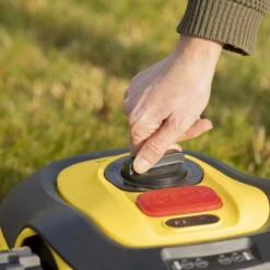 Powerplus POWXG6305 Robotmaaier - 18V - Voor Gazons Tot Ca. 500m² - Maaibreedte 180mm - Incl. Laadstation En Accessoires -Tuin- En Buitenwinkels 1200x1200 887