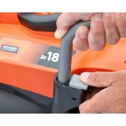 Black & Decker BLACK+DECKER BCMW3318N-XJ Grasmaaier - 18V - 33cm - Excl. Accu & Lader -Tuin- En Buitenwinkels 1200x1200 922