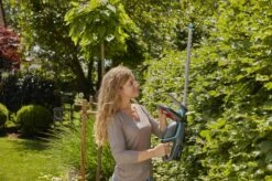 GARDENA - ComfortCut 50/18V-P4A Ready-To-Use Set - Heggenschaar -Tuin- En Buitenwinkels 1200x799 47