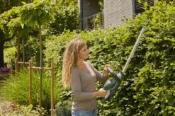 GARDENA - ComfortCut 50/18V-P4A Ready-To-Use Set - Heggenschaar -Tuin- En Buitenwinkels 1200x799 49