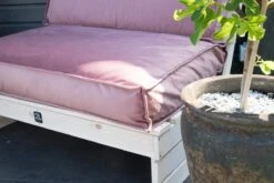 2L Home & Garden Rugkussen Velvet Oud Roze - 120 X 40cm -Tuin- En Buitenwinkels 1200x800 220