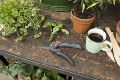 GARDENA - Comfort B/S-XL Bypass - Snoeischaar - Ø 24 Mm - 25 Jaar Garantie -Tuin- En Buitenwinkels 1200x800 227