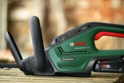 Bosch UniversalHedgeCut 18-55 Heggenschaar - Zonder 18V Accu En Oplader -Tuin- En Buitenwinkels 1200x800 242