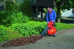 WOLF-Garten Elektrische Bladblazer LBV 2600 E - Motor 2600 Watt - Opvangzak 50 Liter - Reductie Ratio 10:1 -Tuin- En Buitenwinkels 1200x800 263