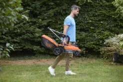 Black & Decker BLACK+DECKER BCMW3318L2-QW Grasmaaier - 18V - 33cm - Incl. 2 Accu's En Lader -Tuin- En Buitenwinkels 1200x800 335