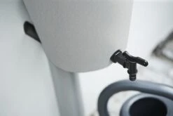 Elho Green Basics Rain Catcher 33 - Regenton Voor Balkonbuiten - Ø 33.5 X H 73.5 Cm - Grijs/Living Concrete -Tuin- En Buitenwinkels 1200x800 418