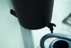 Elho Green Basics Rain Catcher 33 - Regenton Voor Balkonbuiten - Ø 33.5 X H 73.5 Cm - Zwart/Living Black -Tuin- En Buitenwinkels 1200x800 420