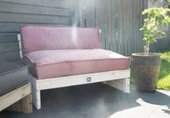 2L Home & Garden Rugkussen Velvet Oud Roze - 120 X 40cm -Tuin- En Buitenwinkels 1200x836 2