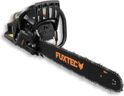 FUXTEC Kettingzaag Benzine - 61,5cc 2-takt - 51cm / 20 Inch Zwaardlengte - Incl. Zaagblad & Ketting - FX-KS262 - Black Edition -Tuin- En Buitenwinkels 1200x934 3