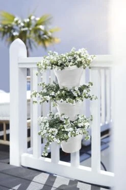 Elho Corsica Vertical Forest 24 - Bloempot Voor Balkonbuiten - Ø 26.7 X H 29.7 Cm - Wit/Wit -Tuin- En Buitenwinkels 800x1200 116