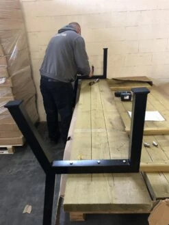 MaximaVida Set Industriële Bankpoten New York- Zwart Gecoat - Maak Zelf Je Bank -Tuin- En Buitenwinkels 900x1200 1