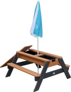 AXI Nick Zand & Water Picknicktafel In Antraciet/Bruin - Parasol Blauw/Wit - Picknick Tafel Voor Kinderen Van Hout -Tuin- En Buitenwinkels 930x1200