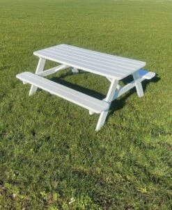 Goedkopepicknicktafels.nl | Witte XL Picknicktafel | Tuintafel 6 Persoons | Wit Gespoten Gedroogd Grenen Hout! -Tuin- En Buitenwinkels 980x1200